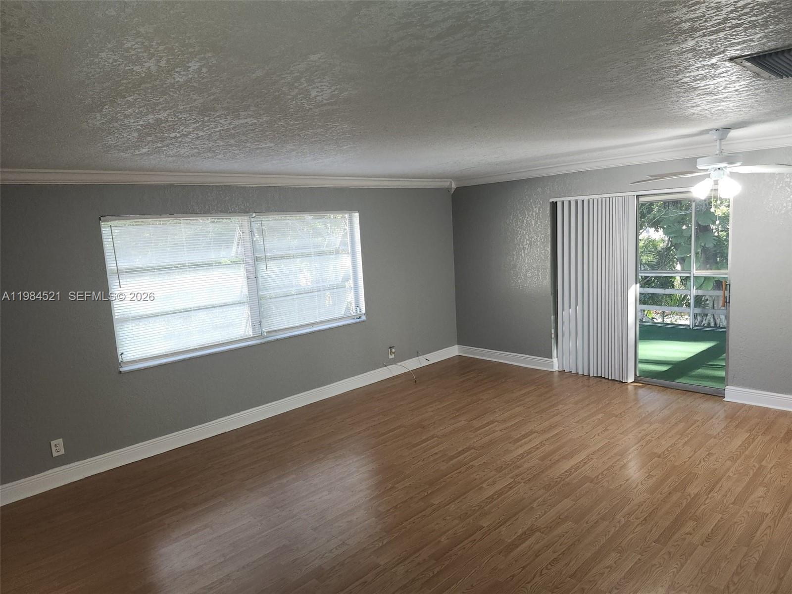 14901 Sw 4th Street 14a Property Photo 5