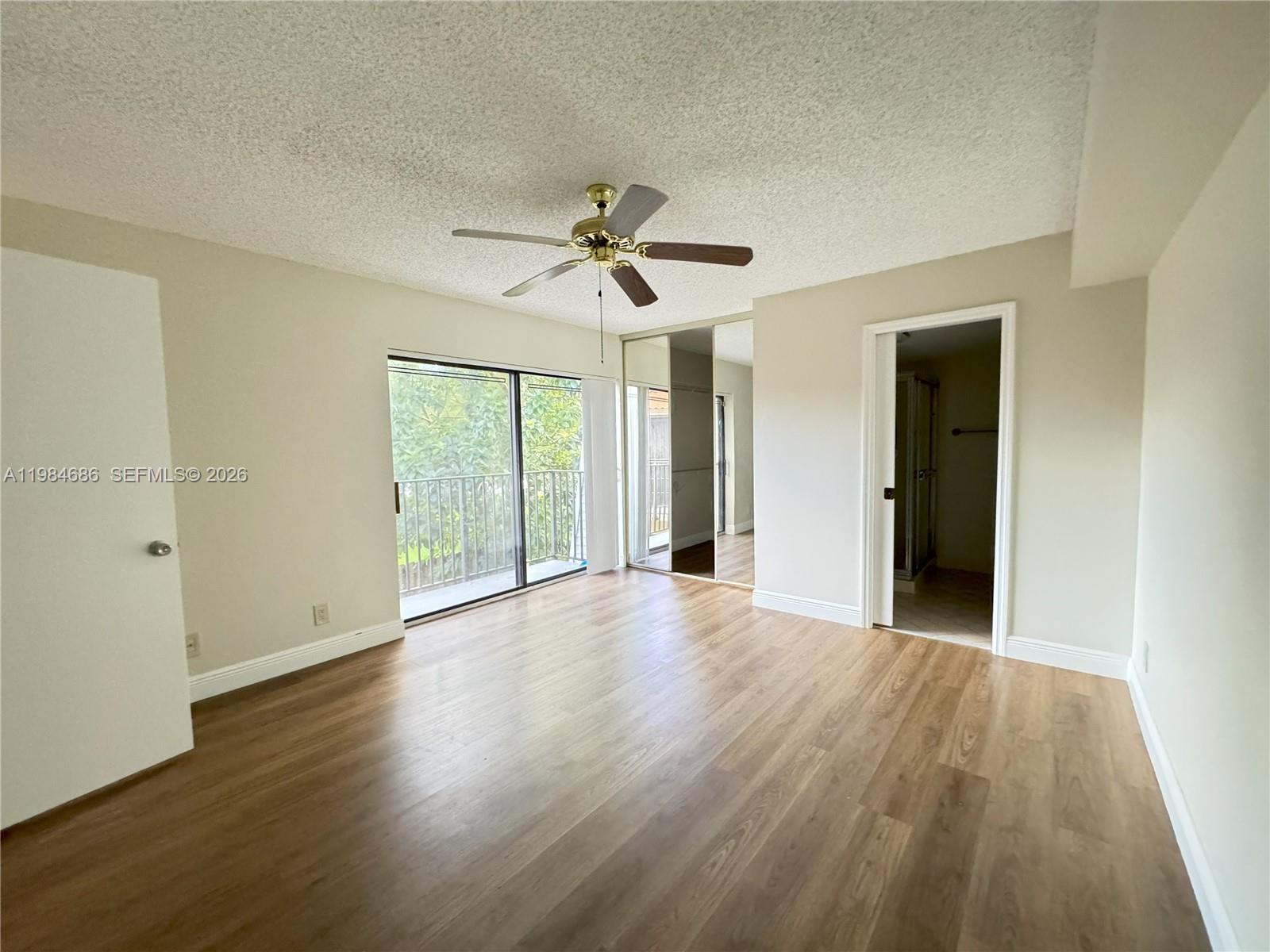 716 Nw 98th Way Property Photo 8