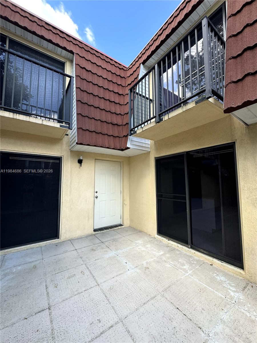 716 Nw 98th Way Property Photo 10