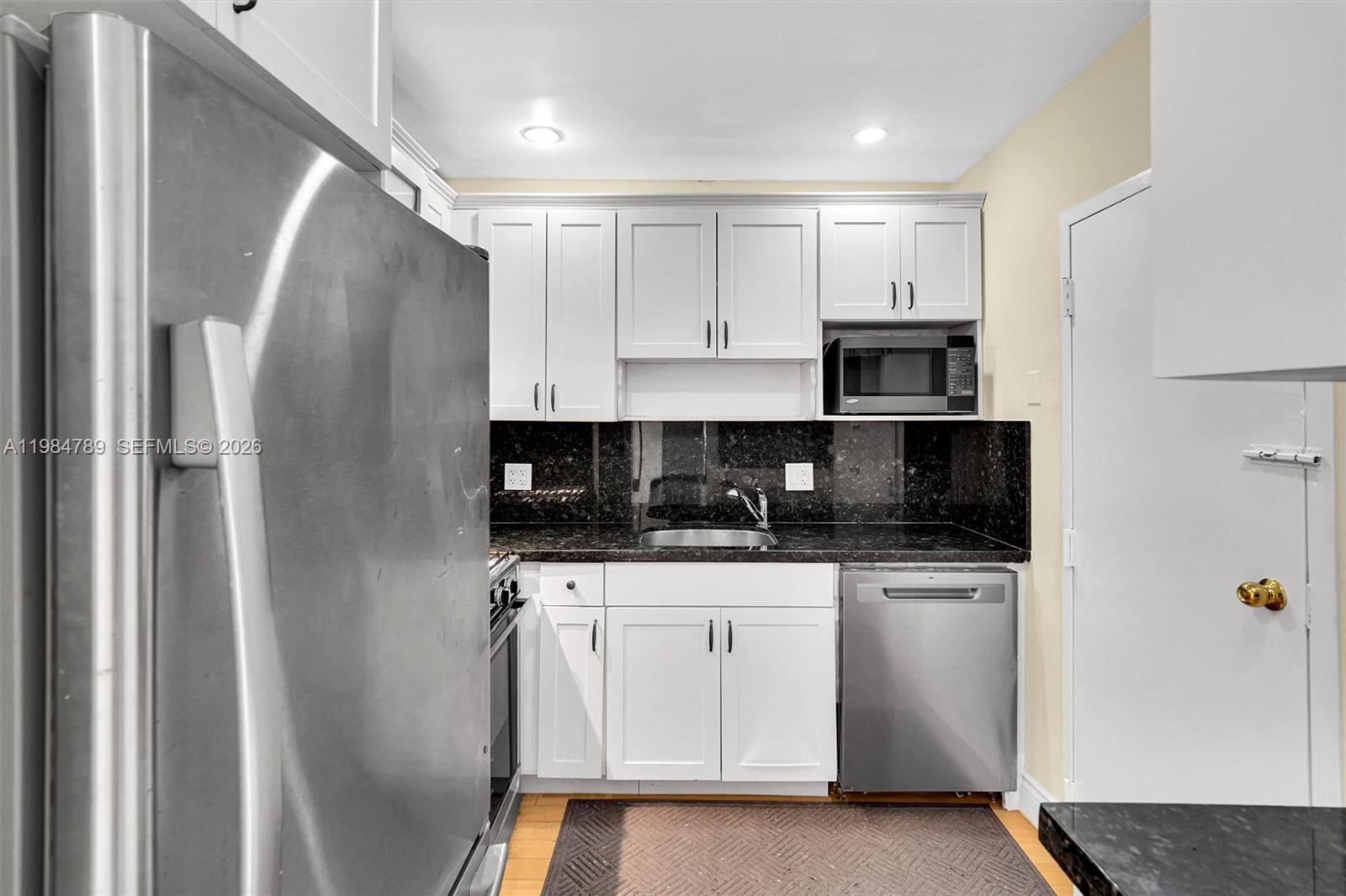 A11984789 Property Photo 2