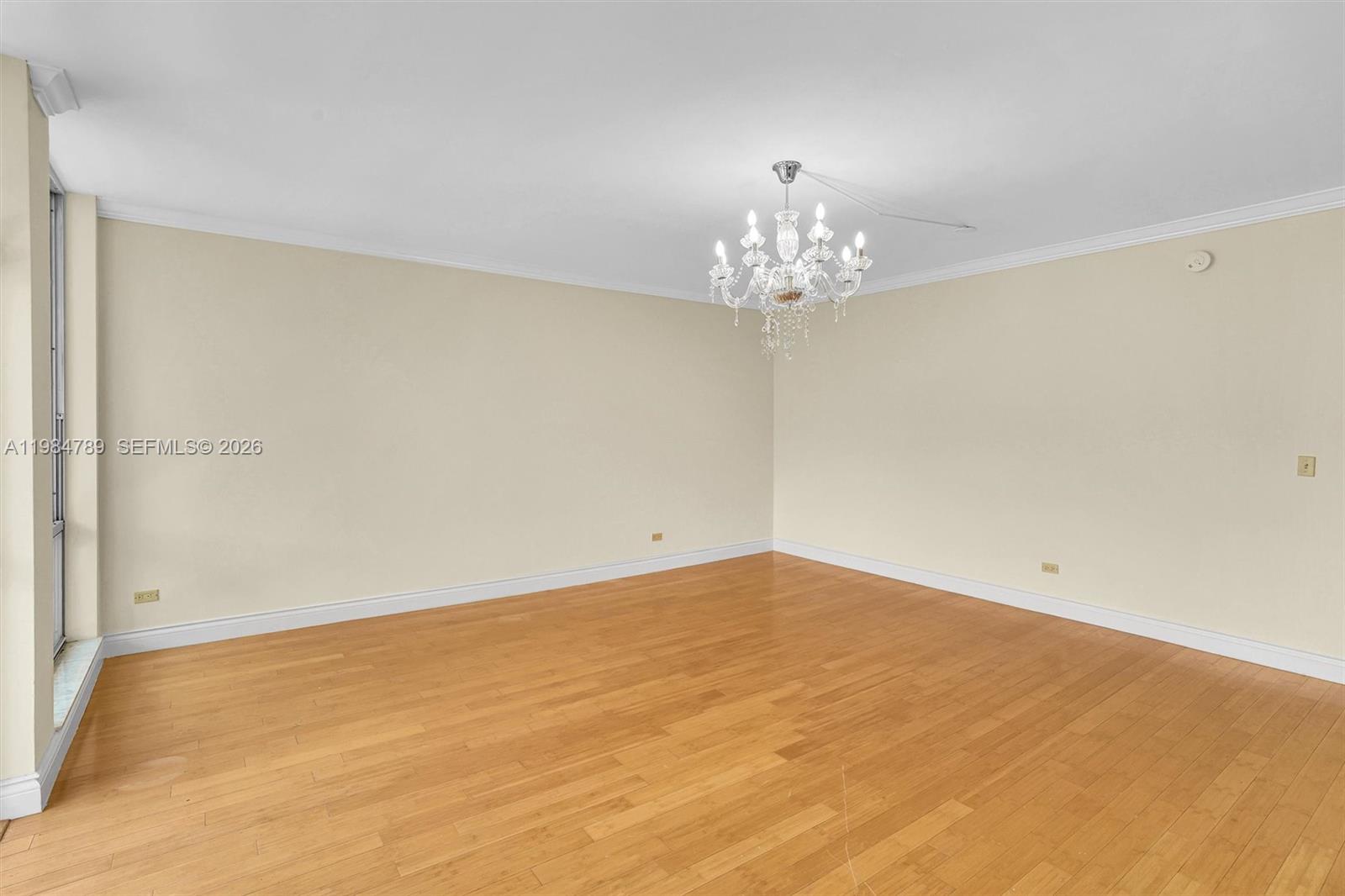 A11984789 Property Photo 9