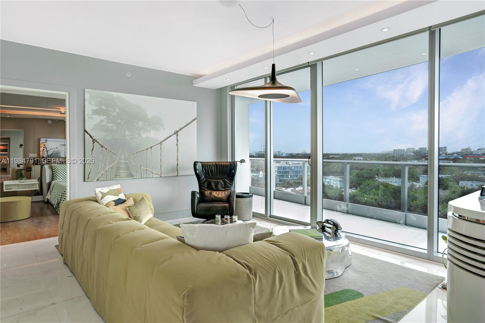 2627 S Bayshore Drive 1408 Property Photo 6