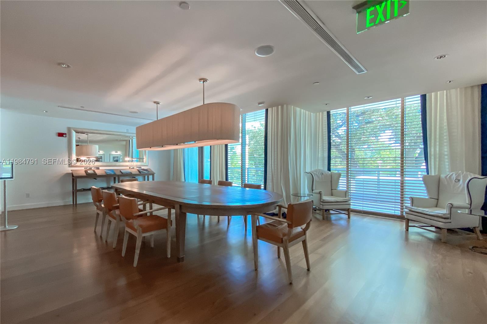 2627 S Bayshore Drive 1408 Property Photo 24