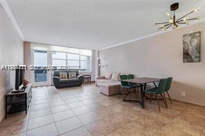 A11984811 Property Photo 5