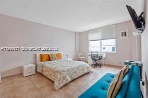 A11984811 Property Photo 12