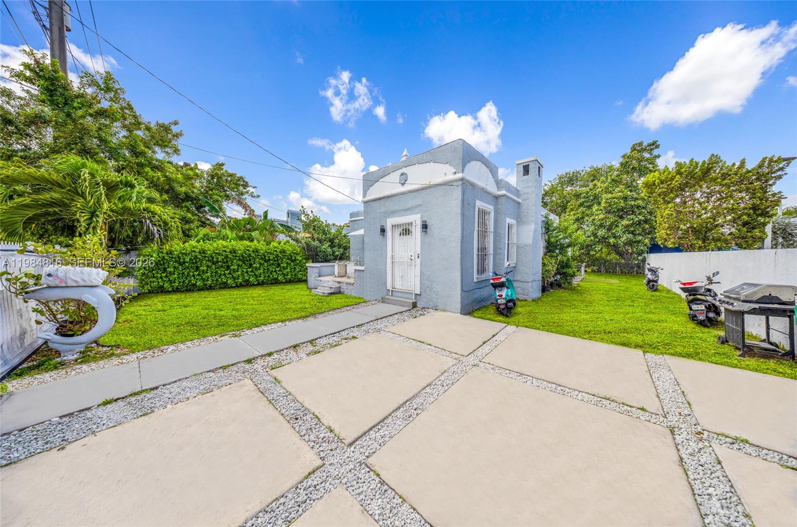 844 Nw 29th Street Property Photo 1