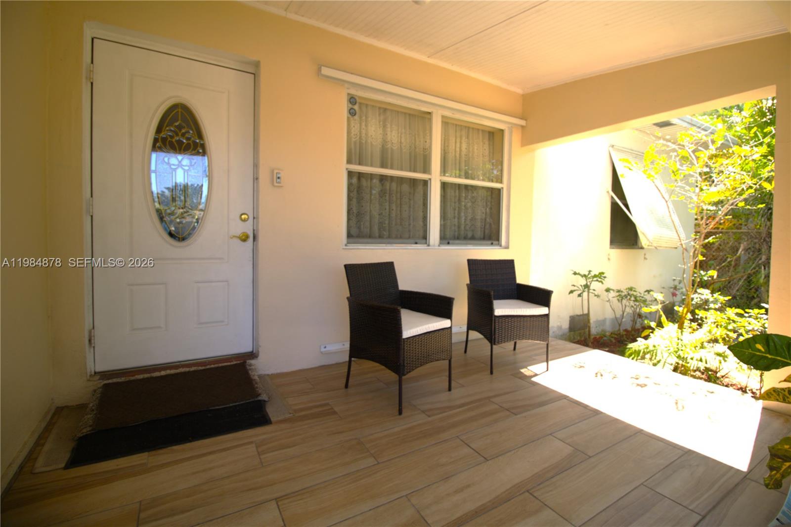 1142 Nw 2nd Avenue Property Photo 1