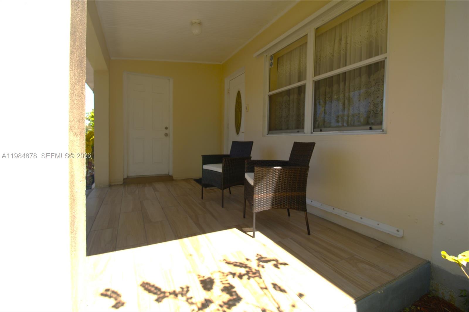 1142 Nw 2nd Avenue Property Photo 5