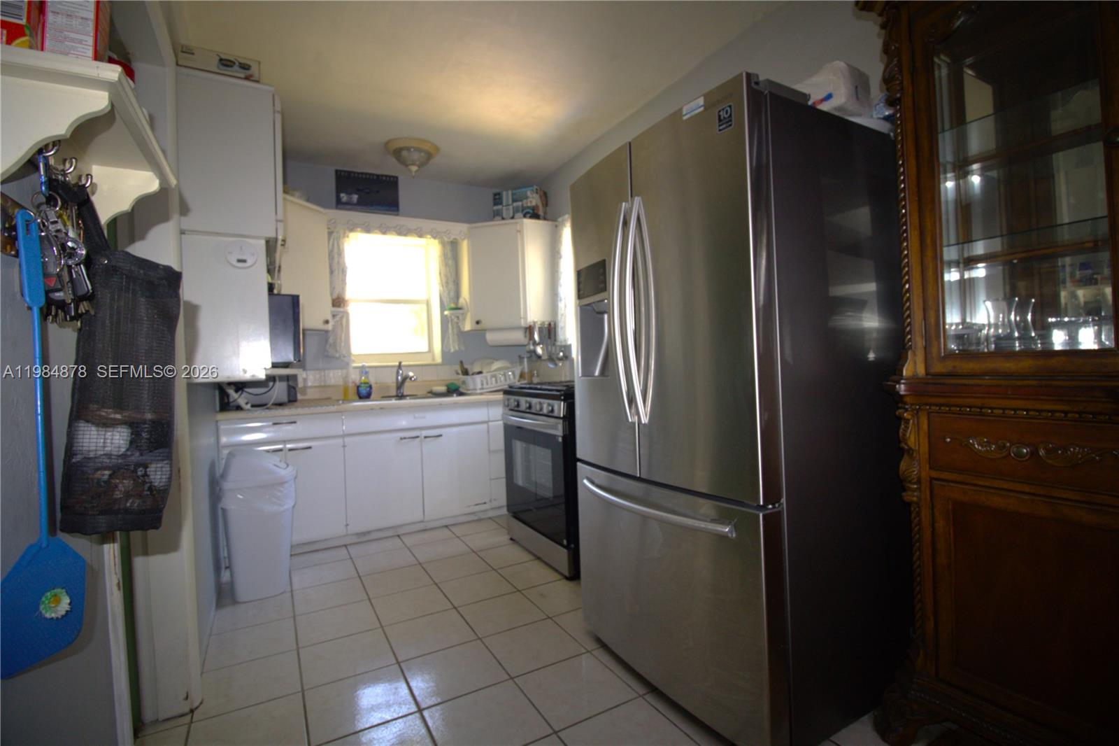 1142 Nw 2nd Avenue Property Photo 8