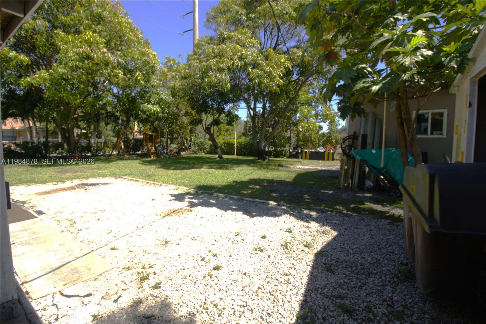 1142 Nw 2nd Avenue Property Photo 9