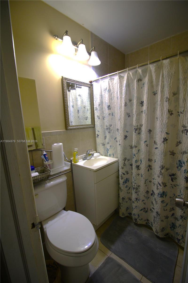 1142 Nw 2nd Avenue Property Photo 12