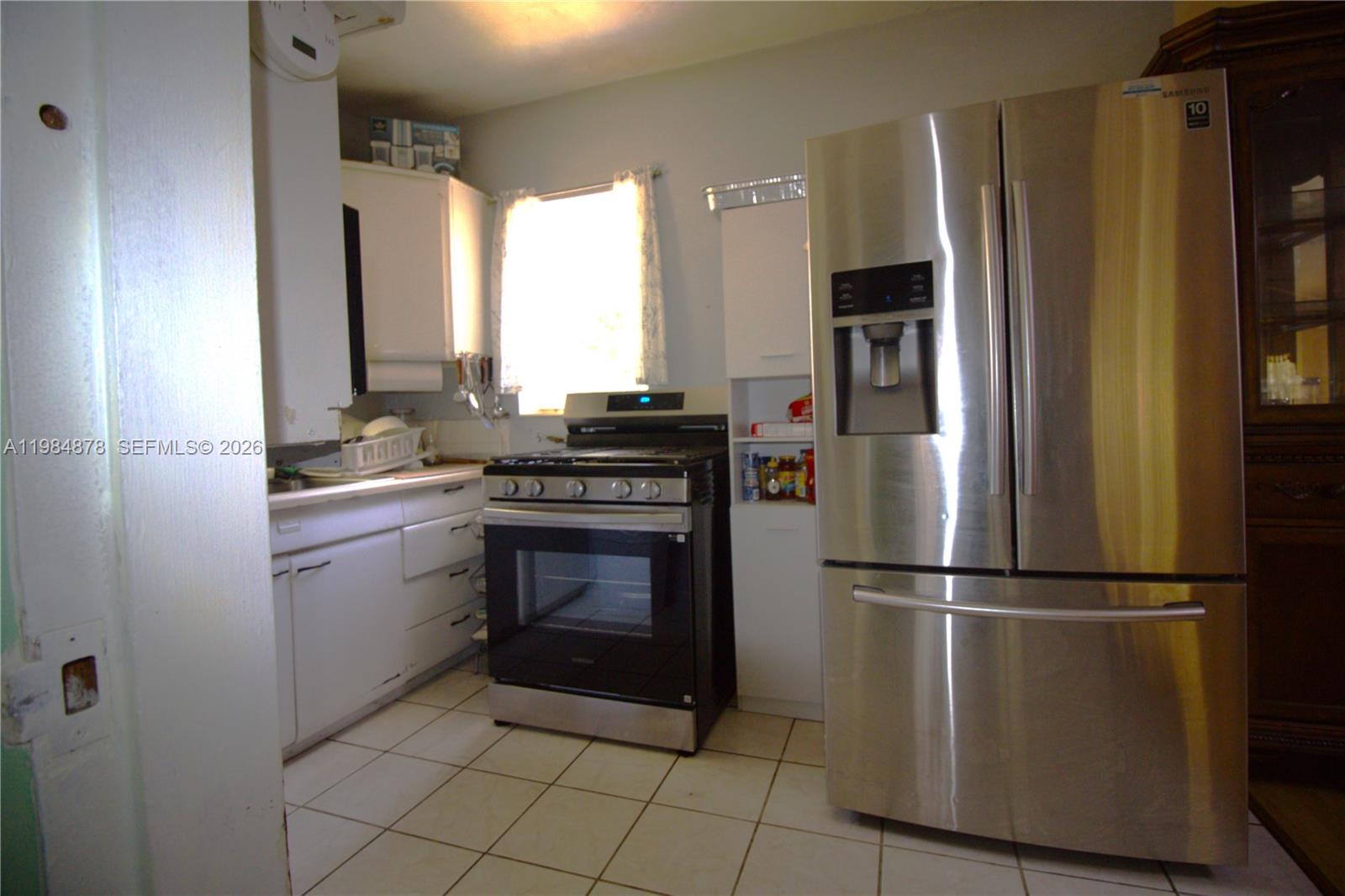 1142 Nw 2nd Avenue Property Photo 13