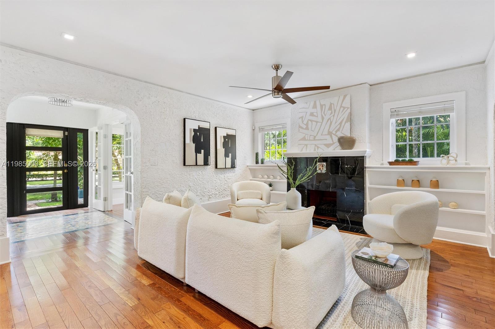 1147 Sorolla Avenue Property Photo 6