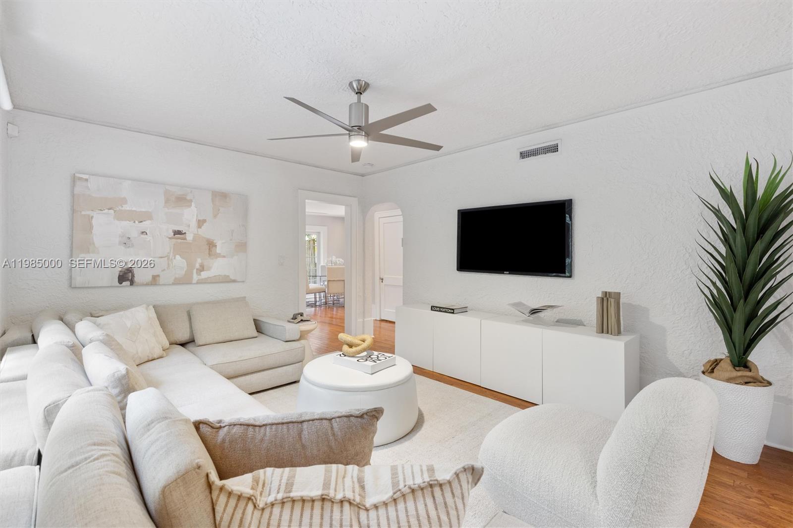 1147 Sorolla Avenue Property Photo 12