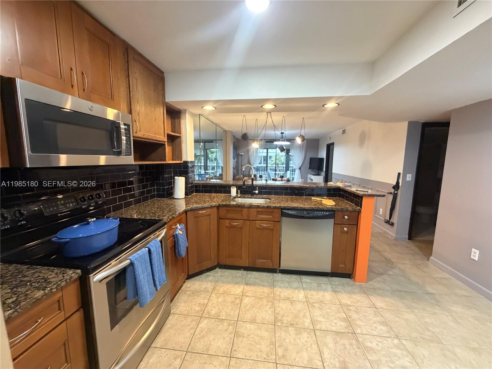 896 N Federal Highway 326 Property Photo 1