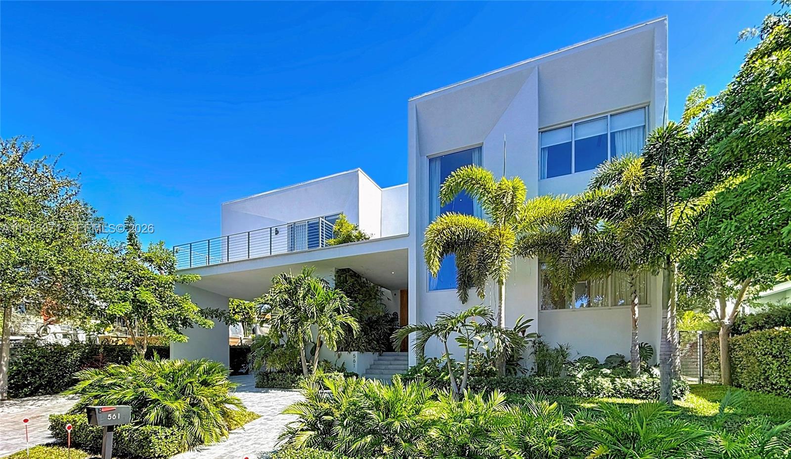 561 Warren Lane