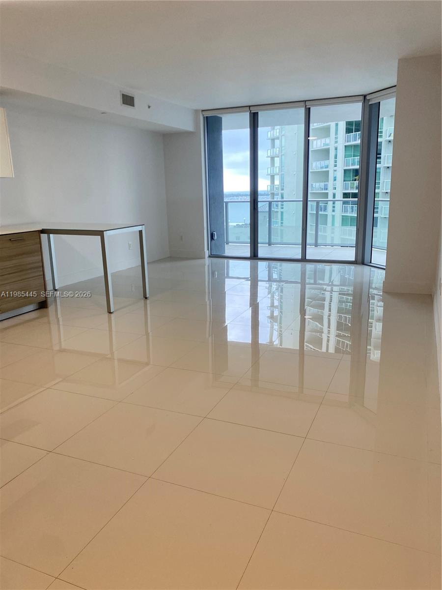 1300 Brickell Bay Drive 1903 Property Photo 3