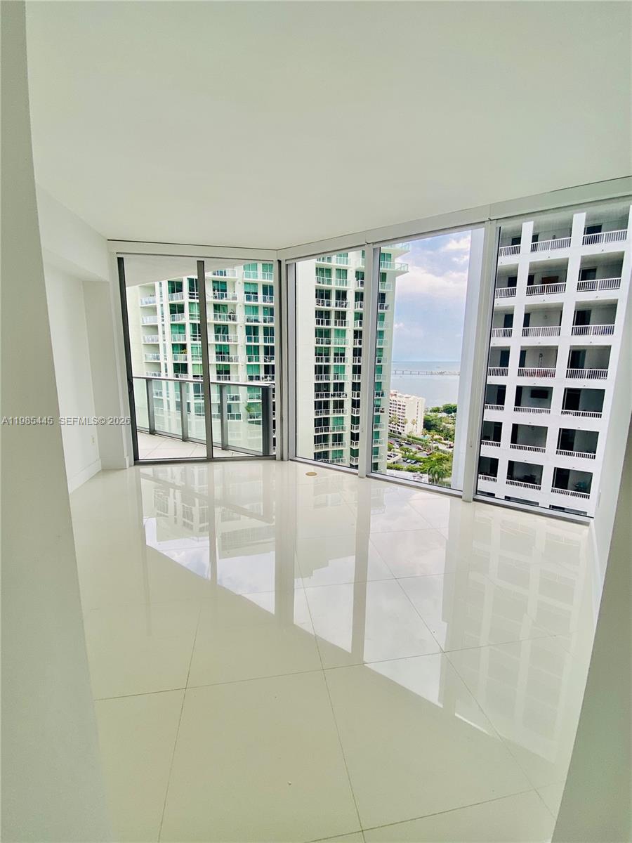 1300 Brickell Bay Drive 1903 Property Photo 6