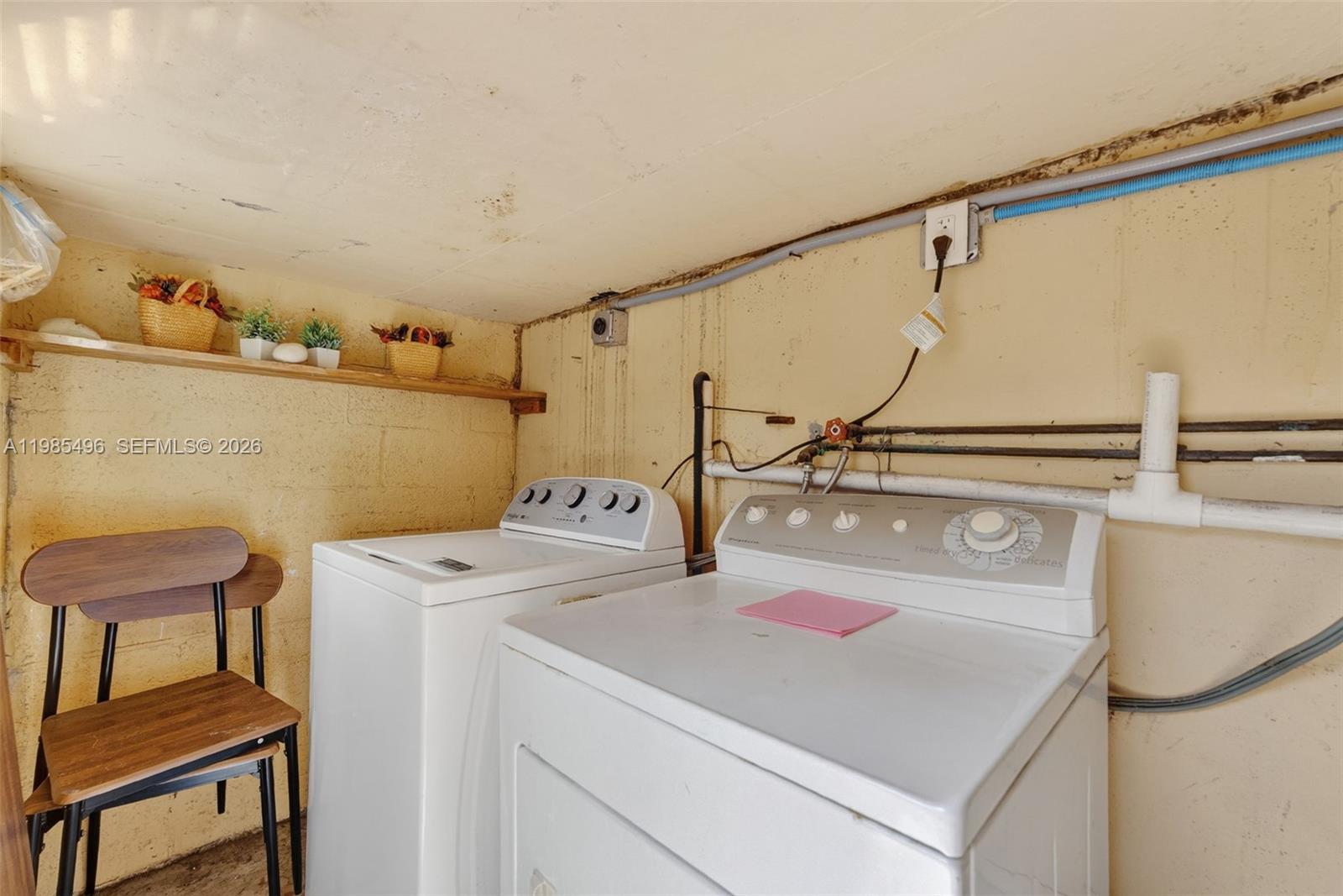 440 E 37th Street Property Photo 13