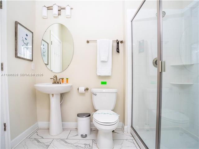1568 Maidstone Court Property Photo 25