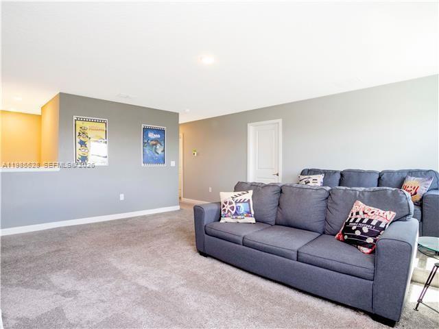 1568 Maidstone Court Property Photo 27