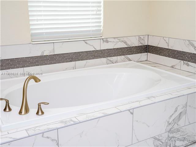 1568 Maidstone Court Property Photo 50