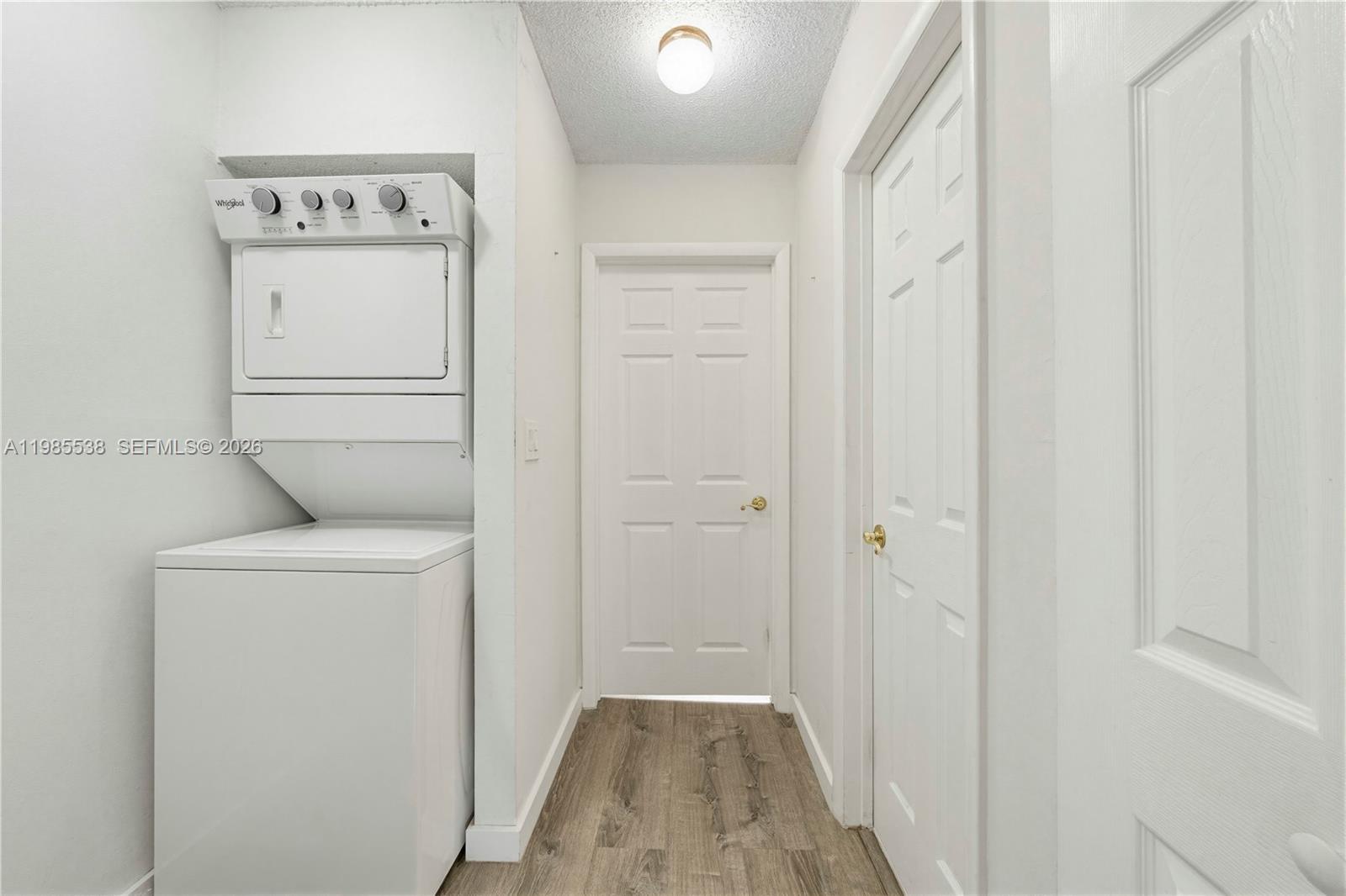 1901 S River Drive 30c Property Photo 11