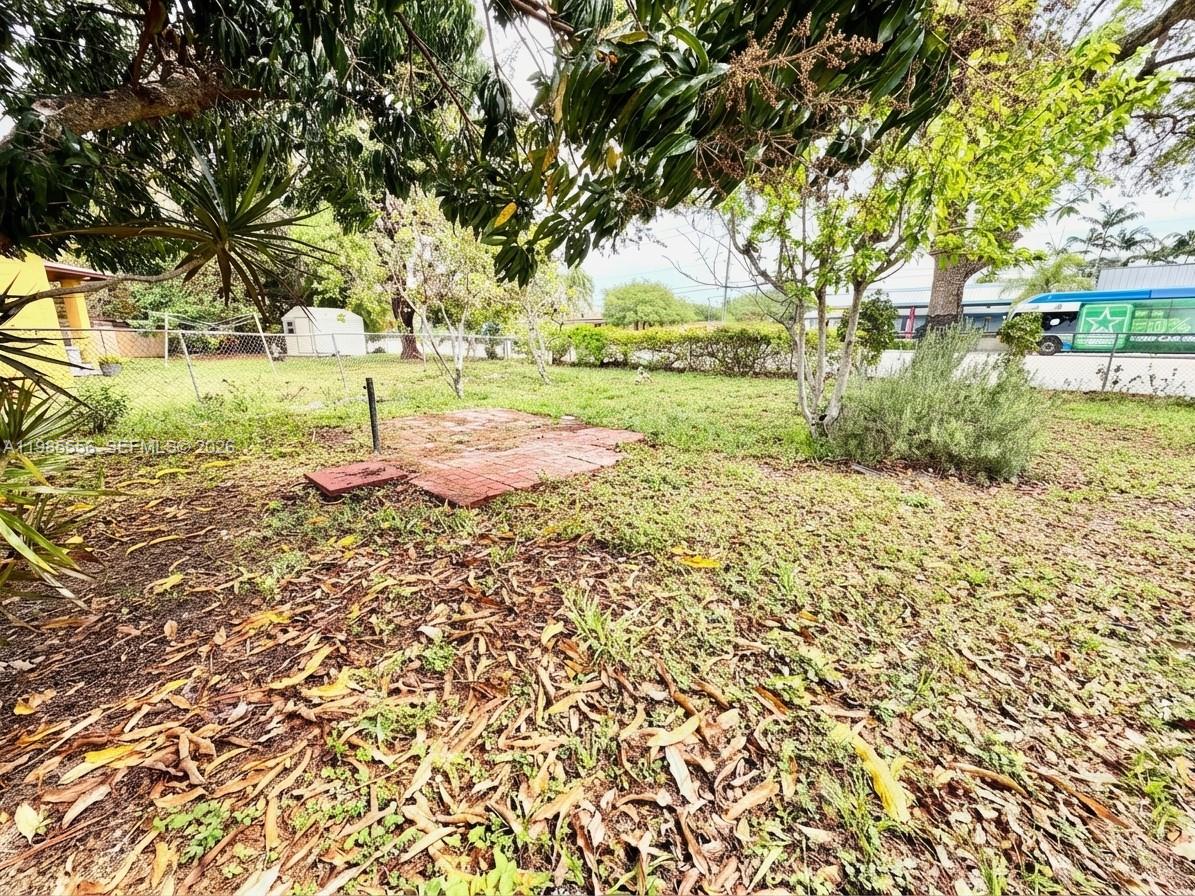 2251 Nw 180th Terrace Property Photo 16