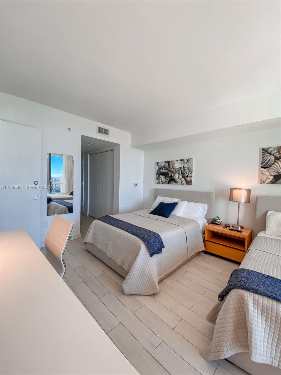 2602 E Hallandale Beach Boulevard R2405 Property Photo 7