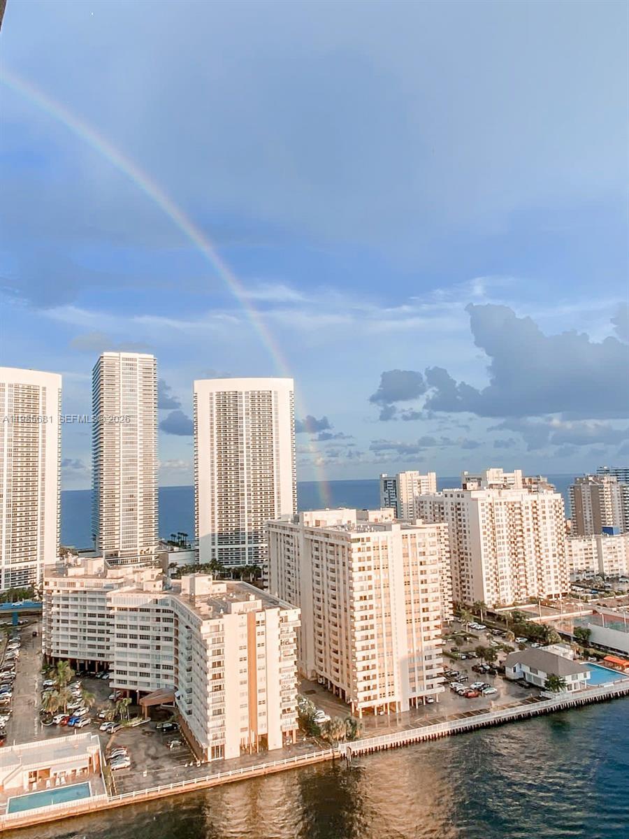 2602 E Hallandale Beach Boulevard R2405 Property Photo 17