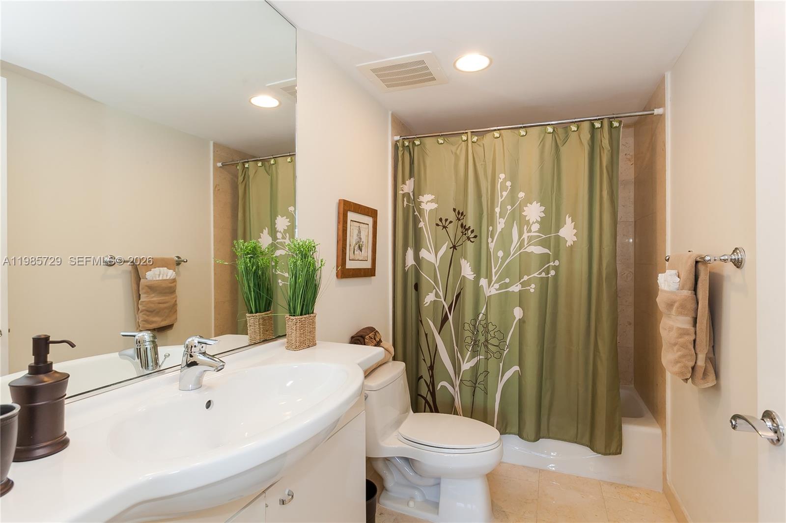 1830 S Ocean Drive 3204 Property Photo 15