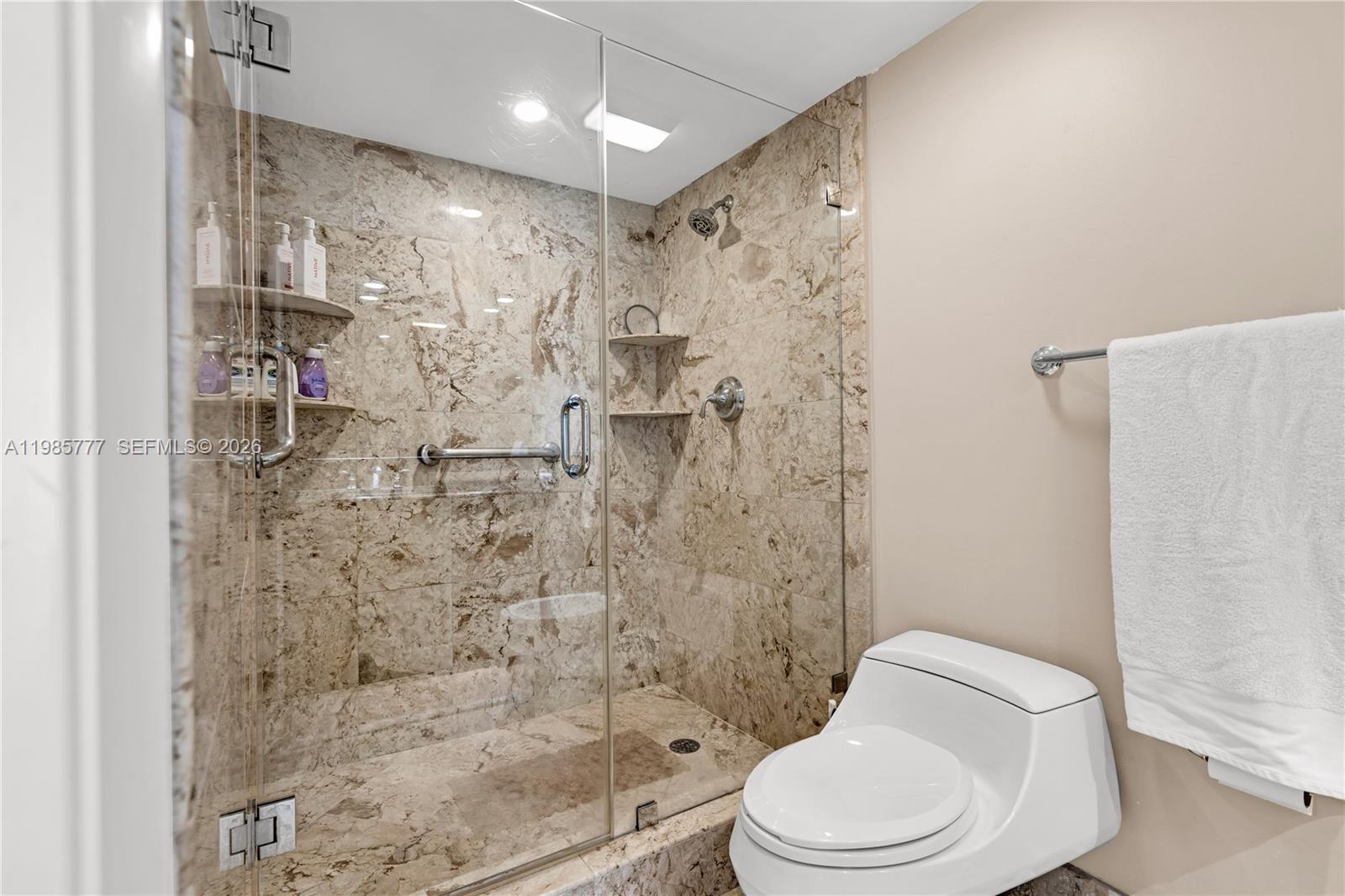 2025 Brickell Avenue 1703 Property Photo 25