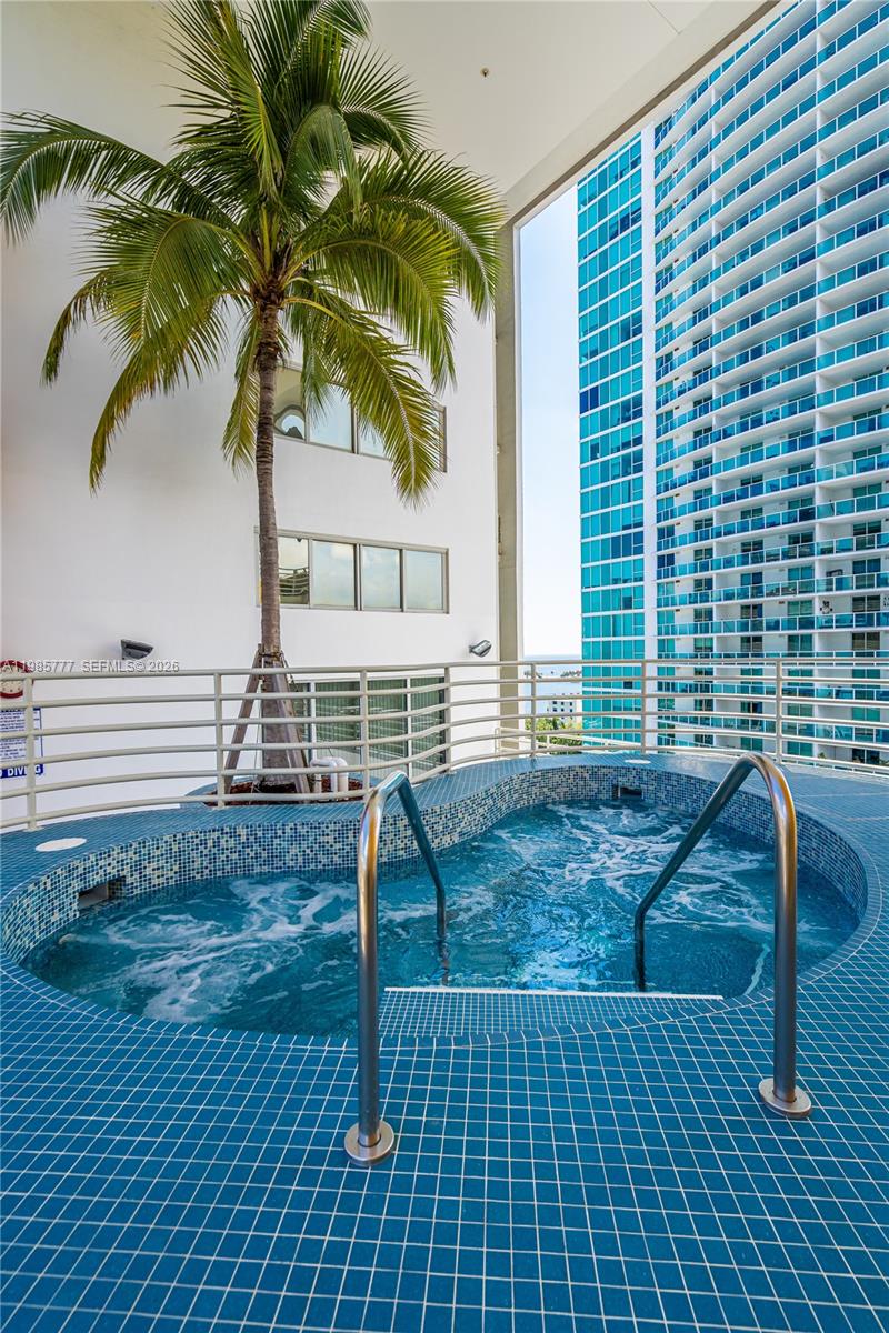 2025 Brickell Avenue 1703 Property Photo 42