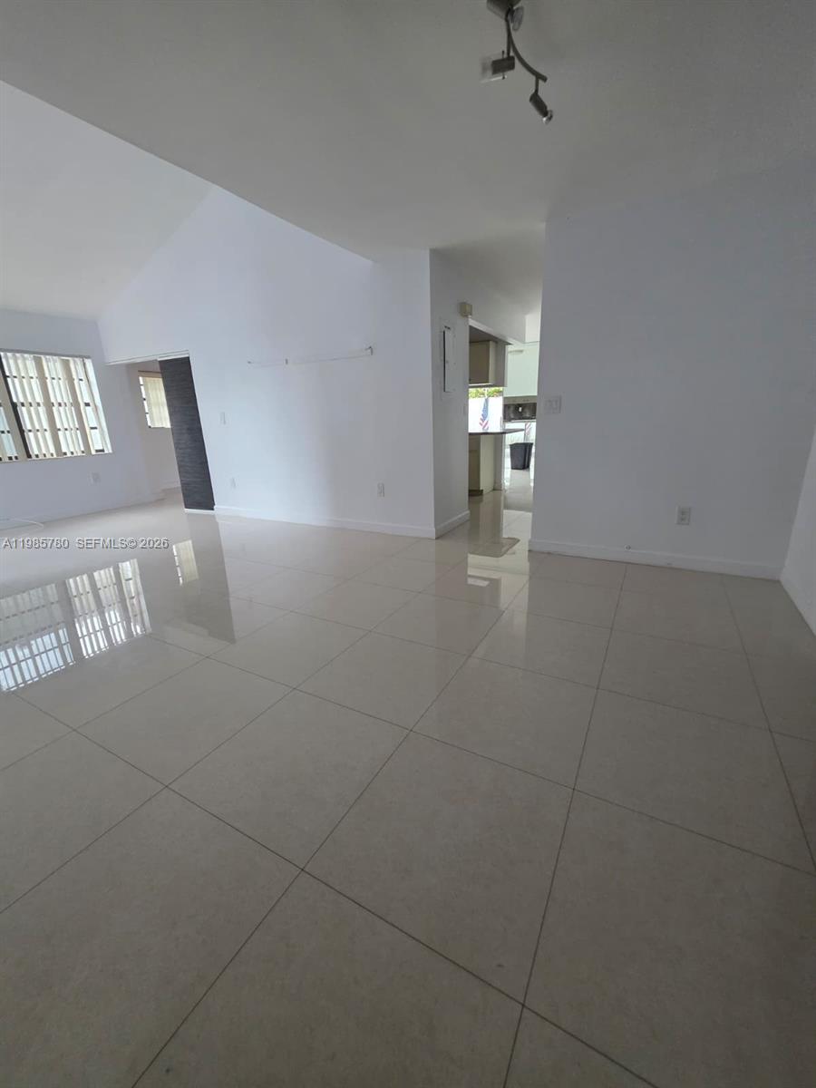 710 Sw 99th Ct Circle Property Photo 31