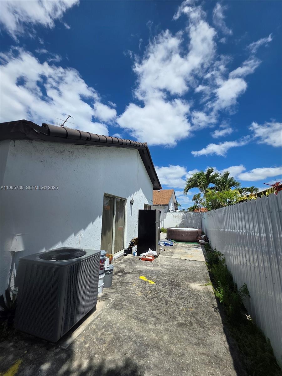 710 Sw 99th Ct Circle Property Photo 48