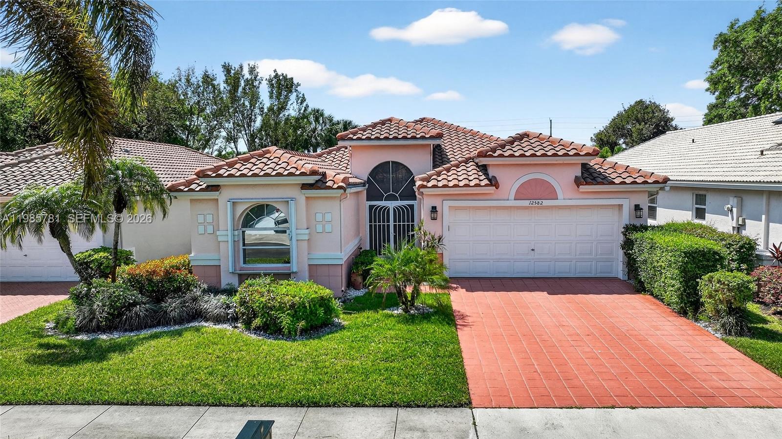 12582 N Coral Lakes Drive Property Photo 3