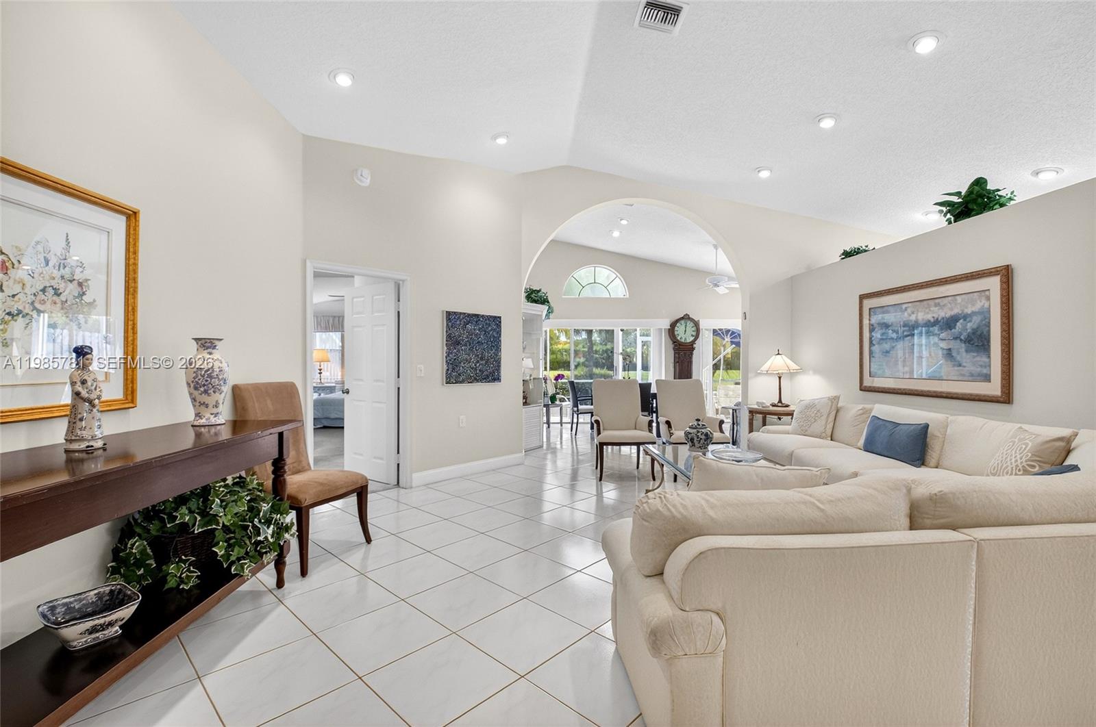 12582 N Coral Lakes Drive Property Photo 9