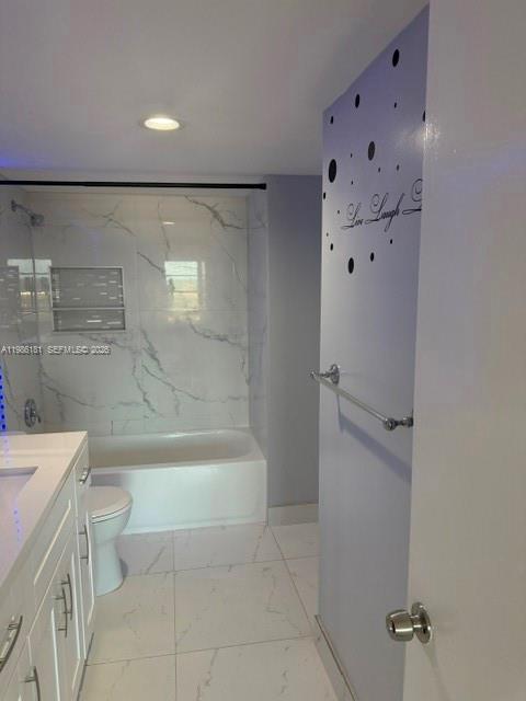 4164 Inverrary Drive 913 Property Photo 15