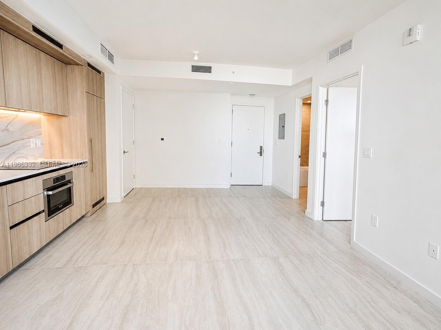 77 Se 5 Street 2015 Property Photo 25