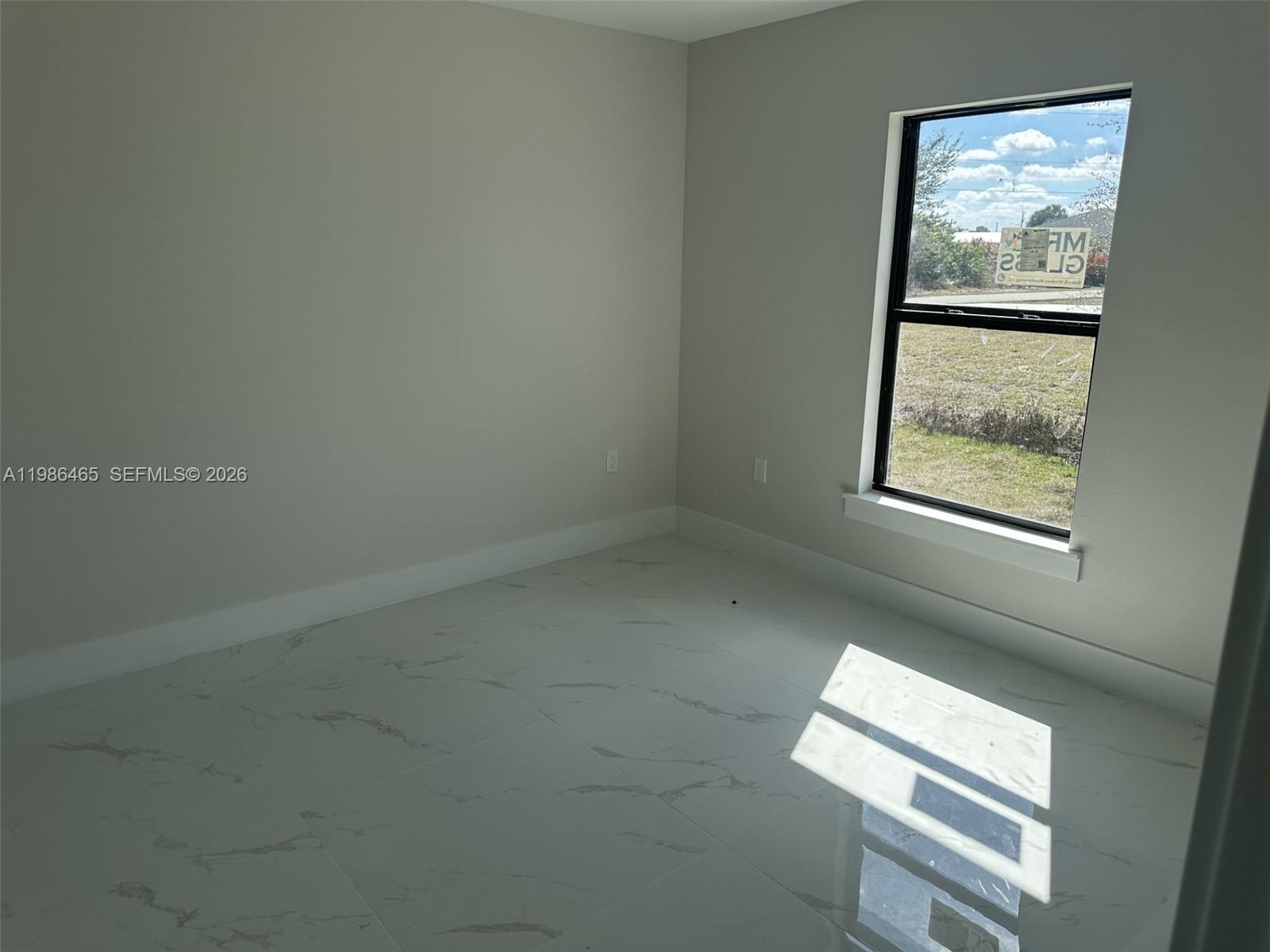 712 Euston Avenue S Property Photo 7