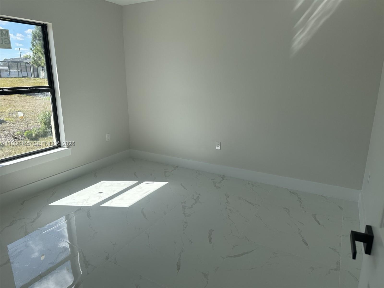 712 Euston Avenue S Property Photo 10