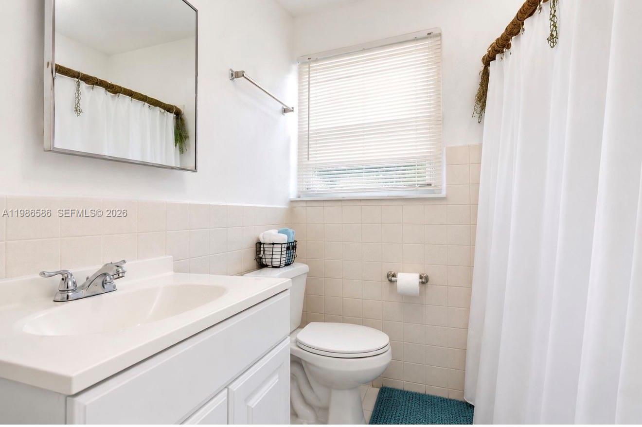 52 E 50th Place Property Photo 17