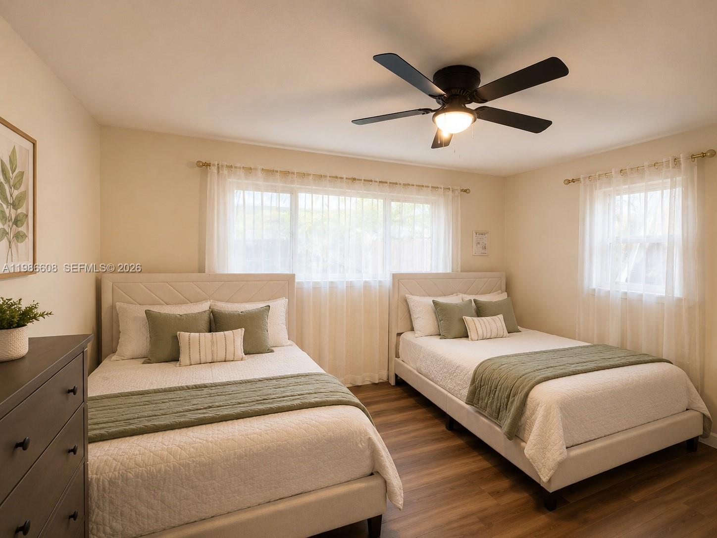 1507 Harding Street Property Photo 5