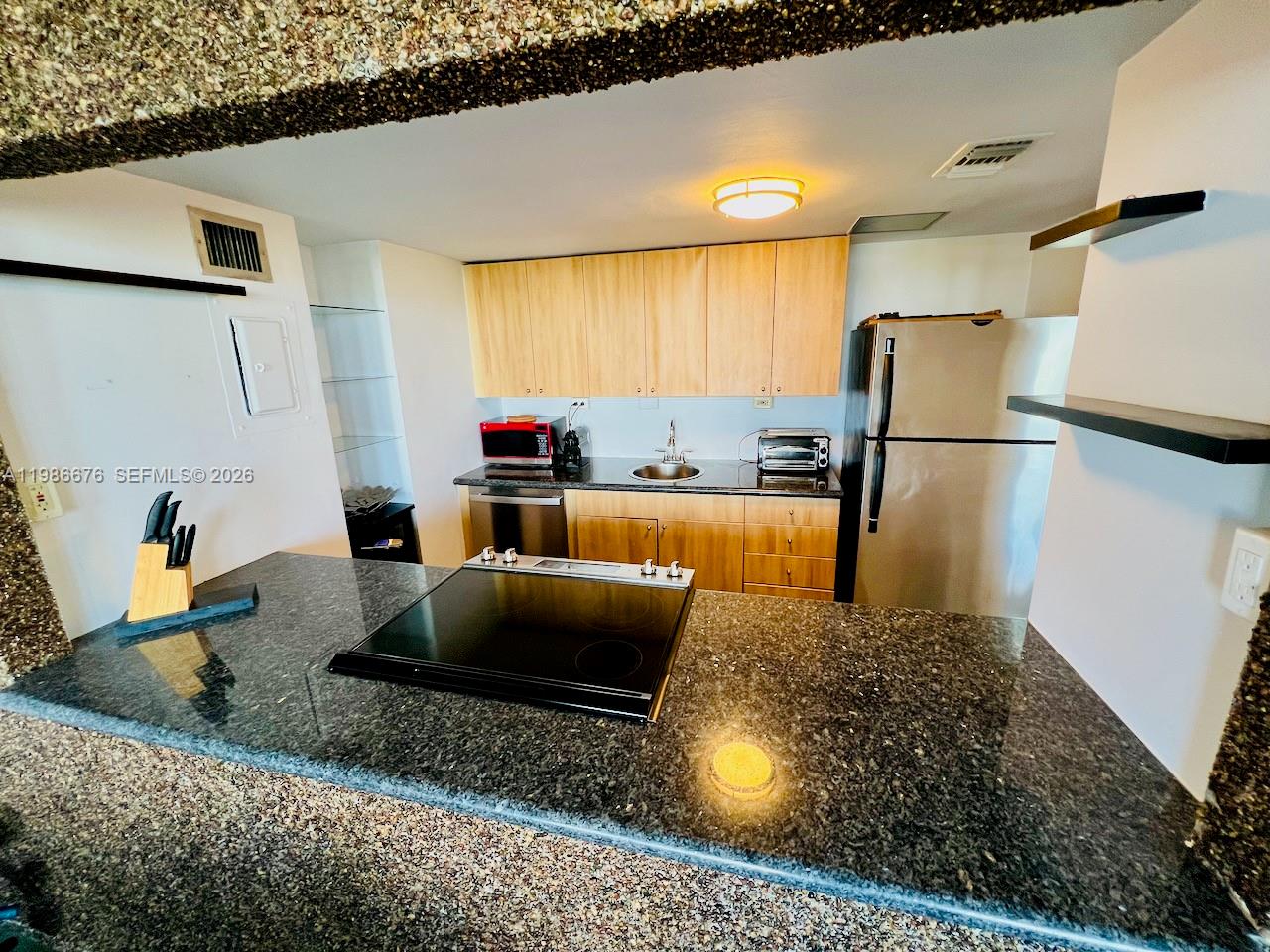 900 Bay Drive 411 Property Photo 5