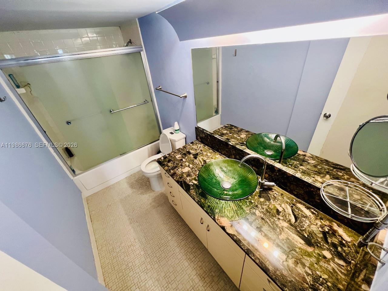 900 Bay Drive 411 Property Photo 41