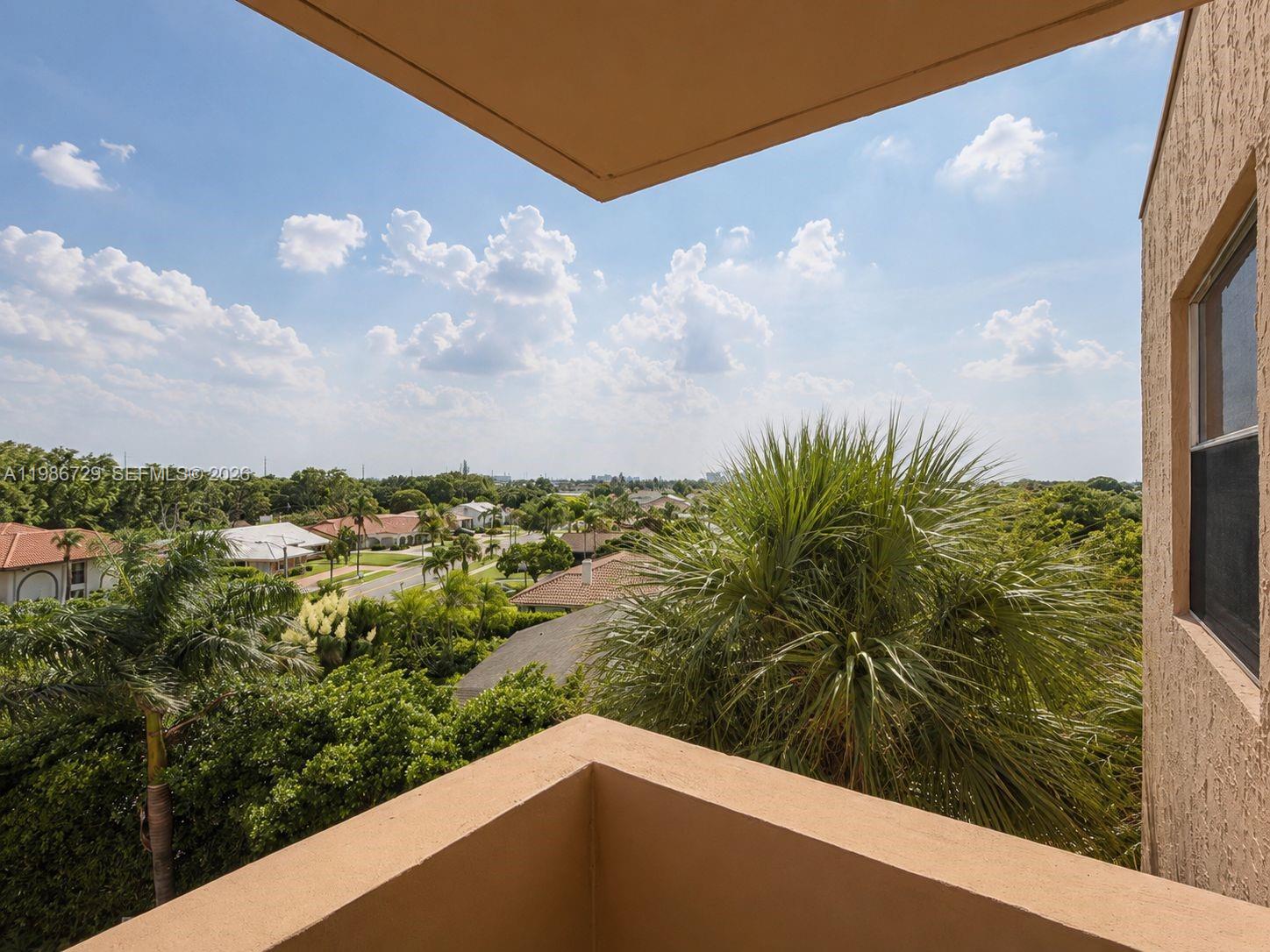 299 Nw 52nd Terrace Ph-x Property Photo 15