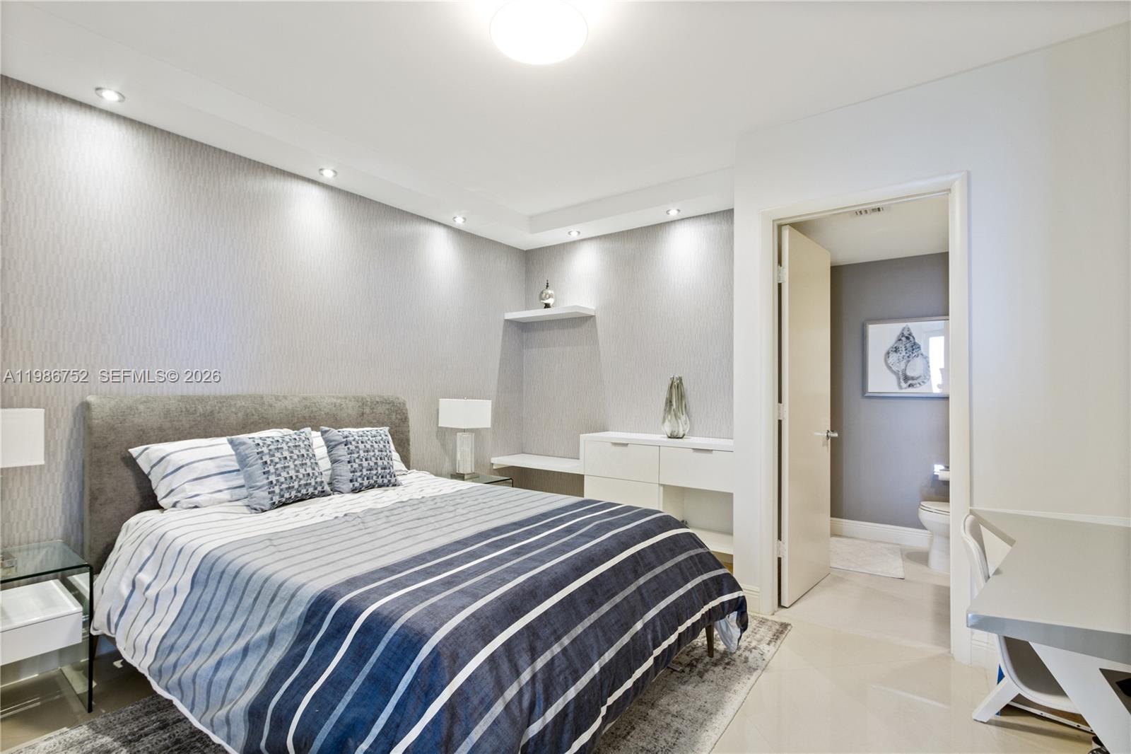 1830 S Ocean Drive 3401 Property Photo 12