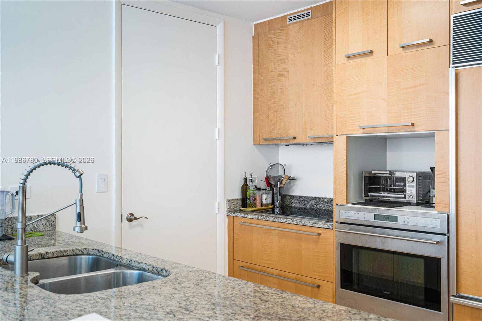 16001 Collins Avenue 3002 Property Photo 14