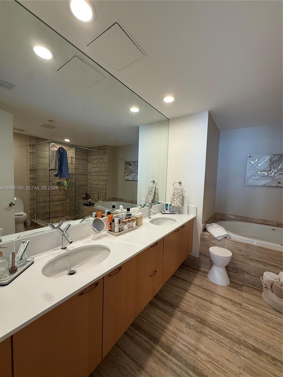 16001 Collins Avenue 3002 Property Photo 44