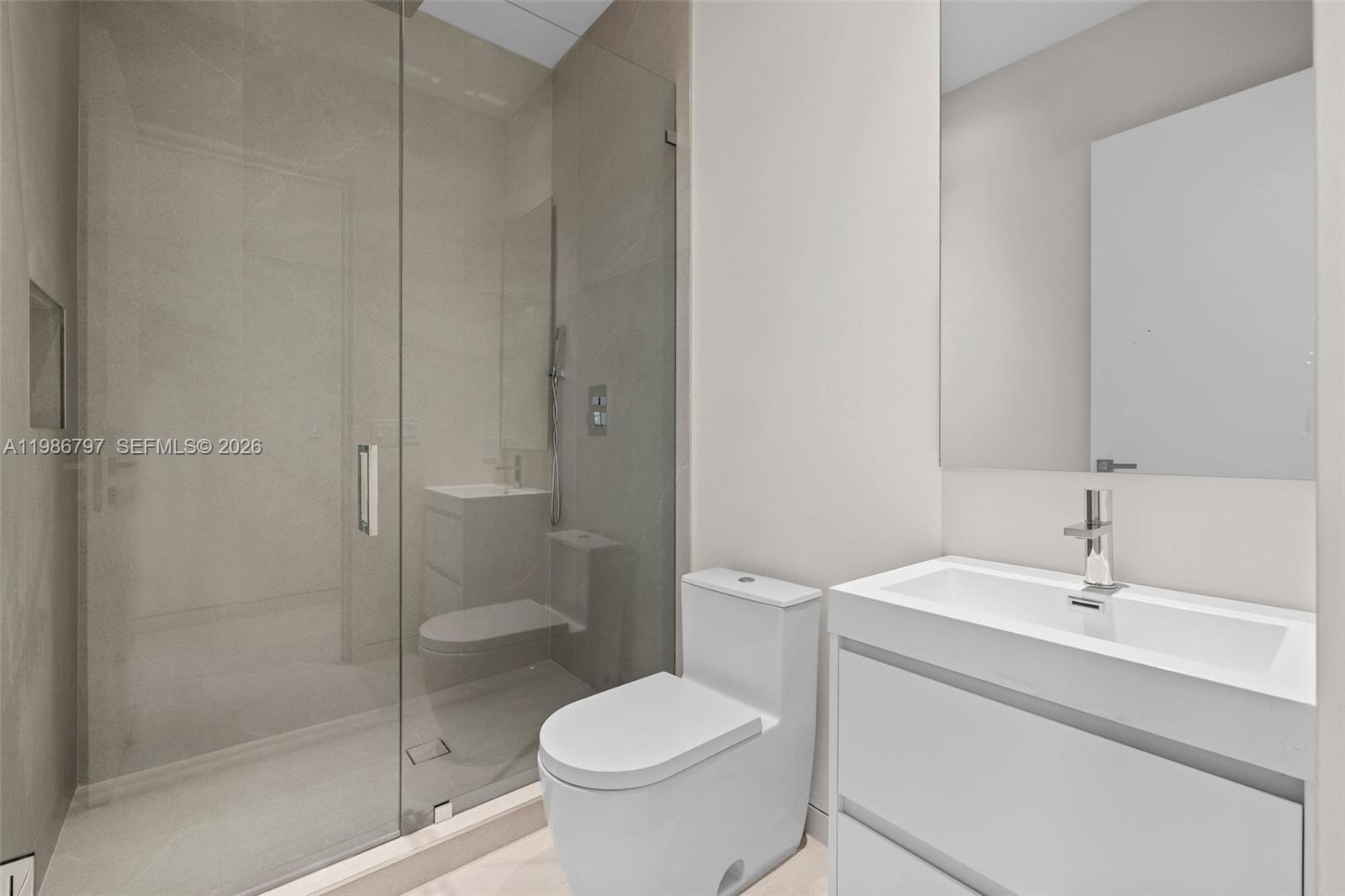 4534 Sheridan Avenue Property Photo 29
